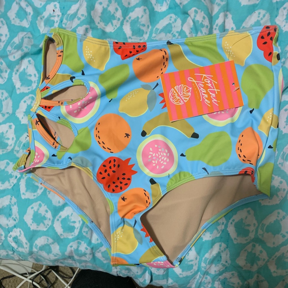NWT M Fruit Salad KJ Floral cut out.